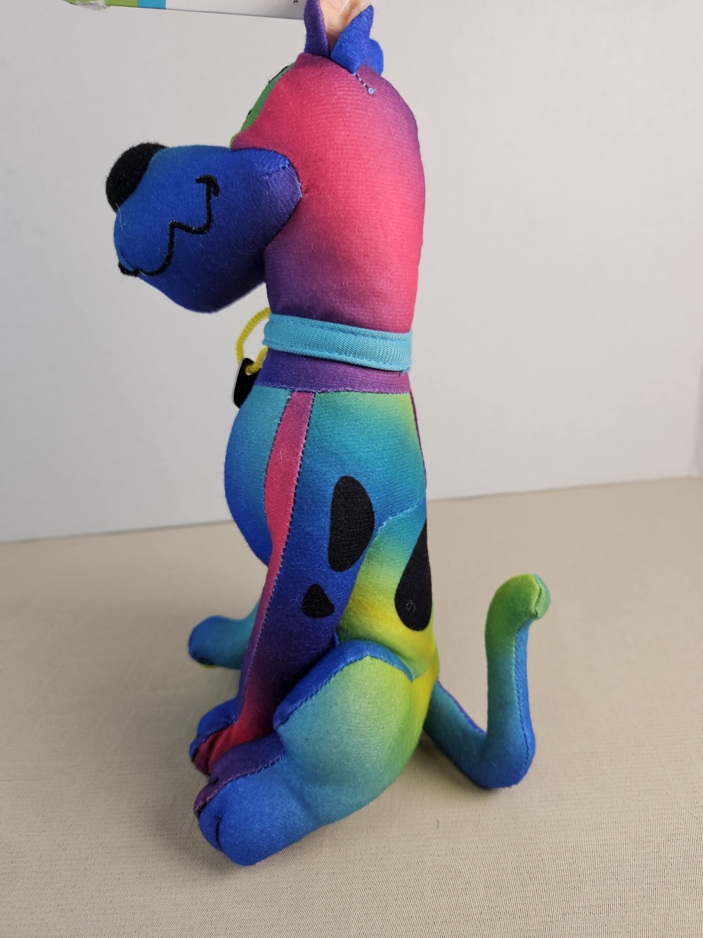 Chibi Scooby Doo Gradient Collection Rainbow Plush Doll NEW With Tags - Picture 5 of 8